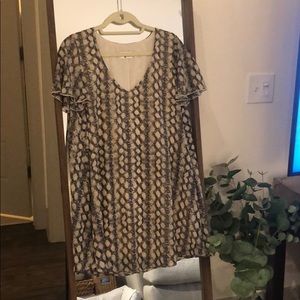 Snake skin shift dress with ruffle sleeve detail